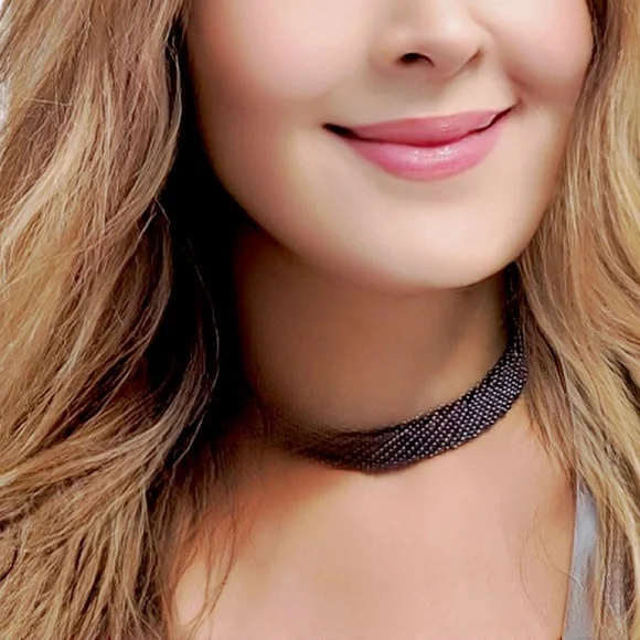 New Sleek Beautiful Black Mesh Choker Necklace, Can Also be worn as a Bracelet - Picture 4 of 8